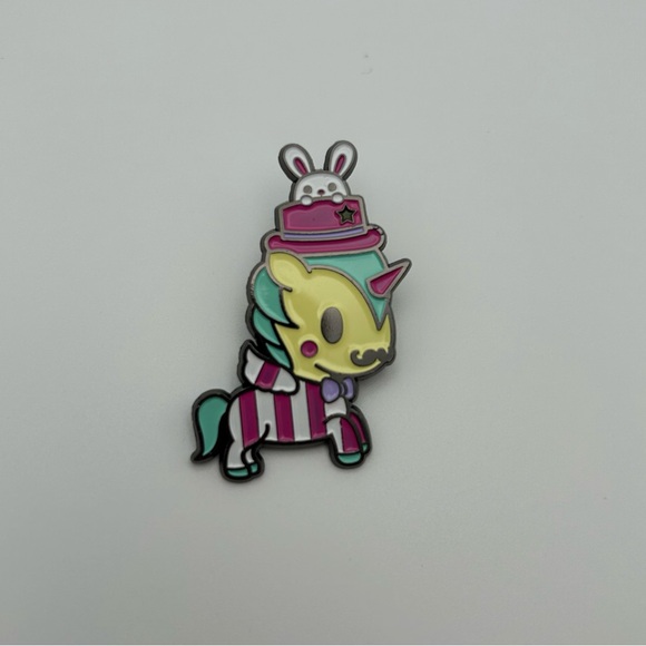 Tokidoki Carnival Unicorno Collectable Enamel Pin - Picture 5 of 5